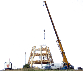 Achtkant der Windmühle Greiffenberg wird aufgebaut